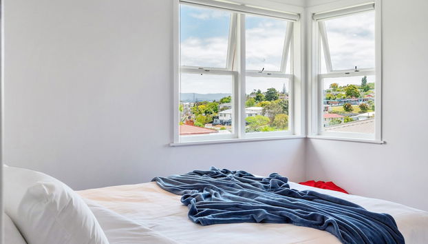 Bright Airy & Spacious 3 BR Home - Foto 3, Habitación