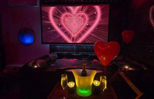 Logement Romantique Jacuzzi spa - Foto 12