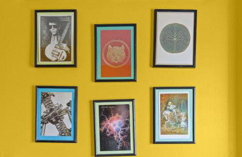 Cozy Downtown Stay w Private Backyard & Parking - Foto 47