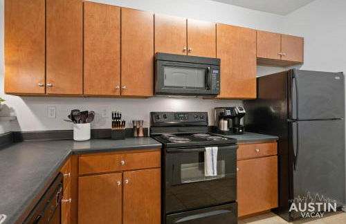 5BR 2BA Austin Hideaway Near SoCo The Domain and Lady Bird Lake by Austin Vacay - Foto 40