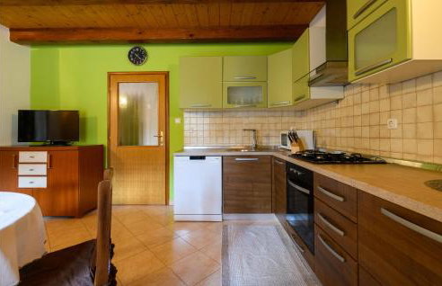 Nice Home In Mandalencici With Kitchen - Foto 11