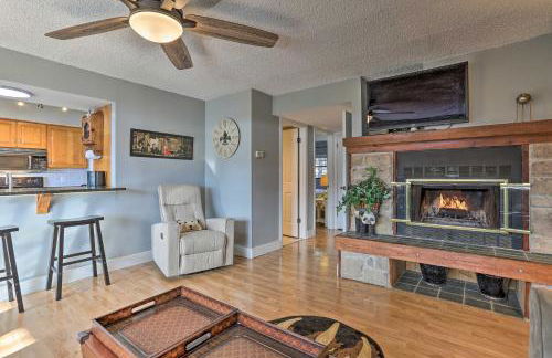 On Big Boulder Lake Condo with Community Pools! - Foto 25
