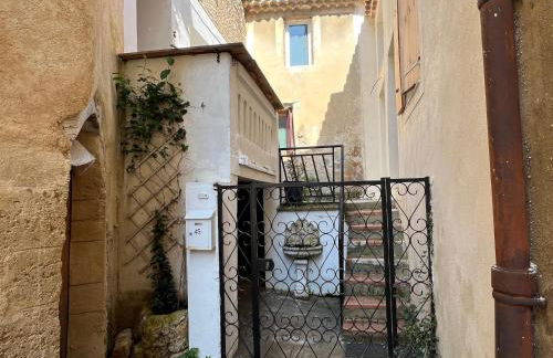 Maison cosy en Provence Proche Golf Pont Royal - Foto 17