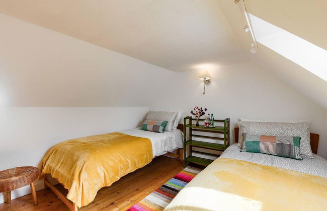 Enchanting Rustic Cottage W/stunning Views & River - Foto 3