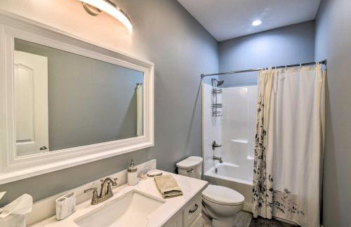 Ocean View and Wraparound Deck Crystal Beach Home! - Foto 19