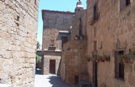 Blue House Near Bagnoregio-overlooking the Umbrian Mountains and Tiber Valley - Foto 137