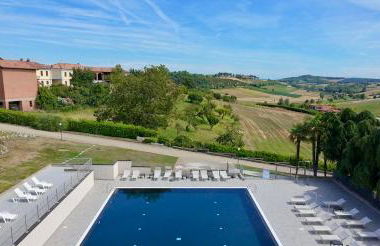 Lovely house with swimming pool and tennis court - Foto 1