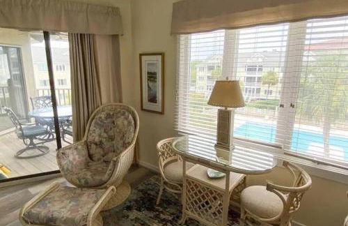 Port O' Call C302 - IOP Island Retreat! Treetop Oceanview! - Foto 32