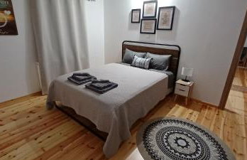 Seaview Luxury Apartment with private parking - Photo 18