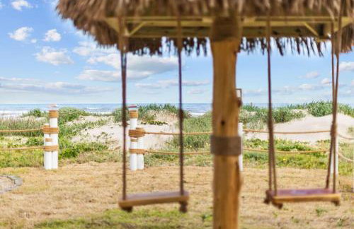 Beachfront oasis! Hot tub, gameroom, double deck!! - Foto 4