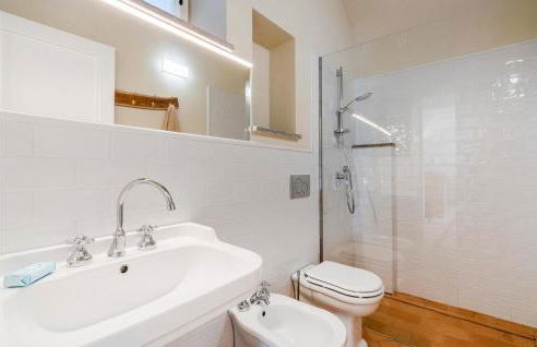 Nice Apartment In Bastia Di Albenga - Foto 16