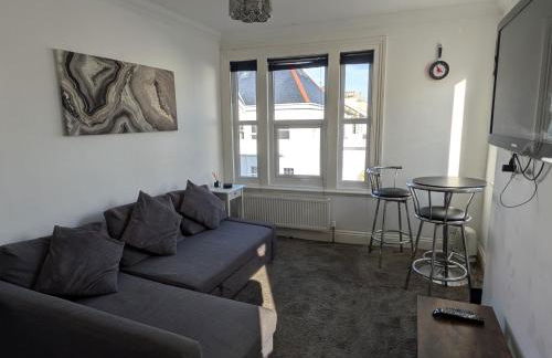 Josh's Place near Paignton beach - Foto 8