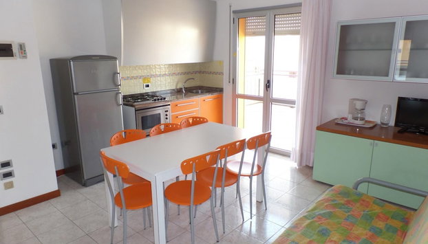 Felice C L in Bibione - Foto 3, Habitación