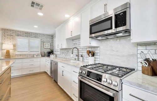 Walk To The Waves Newport Beach House - Foto 23