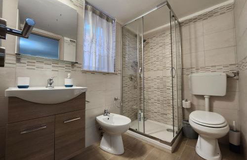 Don Vito's Home, DsG2 Short Lets, 250 mt Metrò - Foto 5