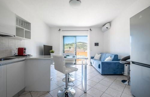 [SEA 10MIN] Modern house with pool in the hills - Foto 5