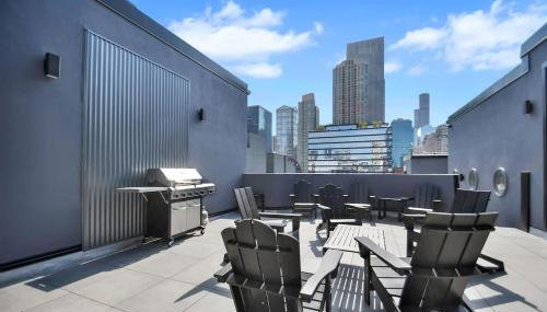 River North Rooftop With In and Out Parking 1 - Foto 2