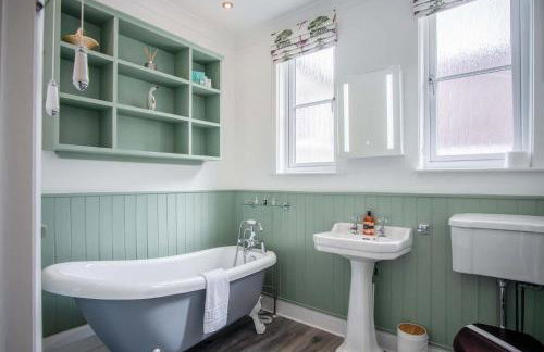 Overland Road – 4 Bedroom House – Mumbles - Foto 90