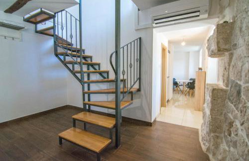 Stone house with pool Ljubica - Photo 13