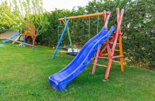 Villa Field Hill with Swimming Pool and Tennis Court - Foto 16