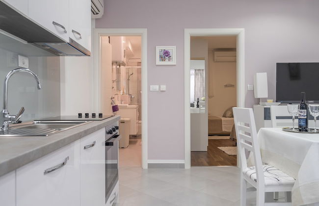 Drop In Split Suites - Photo 13