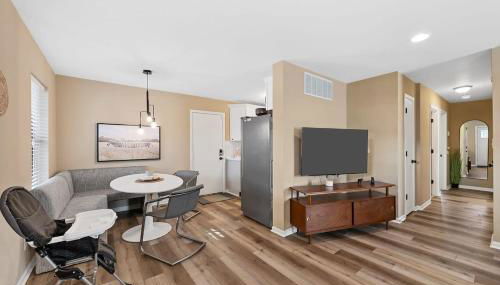 Zen Cottage with Private Parking ABODEbucks - Foto 4