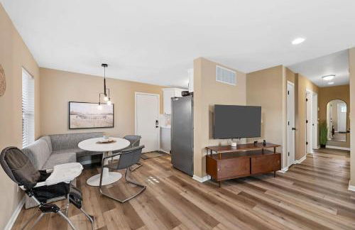 Zen Cottage with Private Parking ABODEbucks - Foto 4