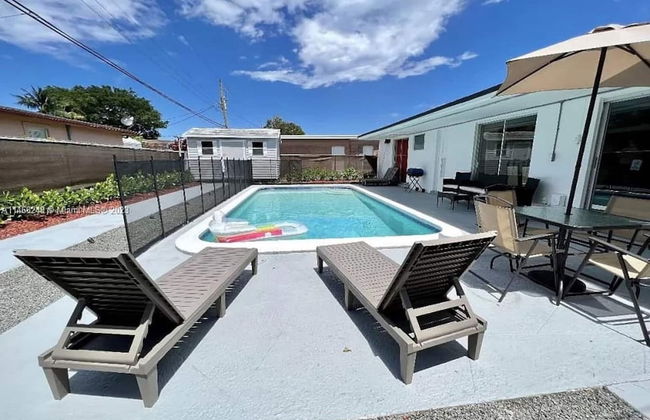 Tropical Villa King Bed Pool Top Location - Foto 31