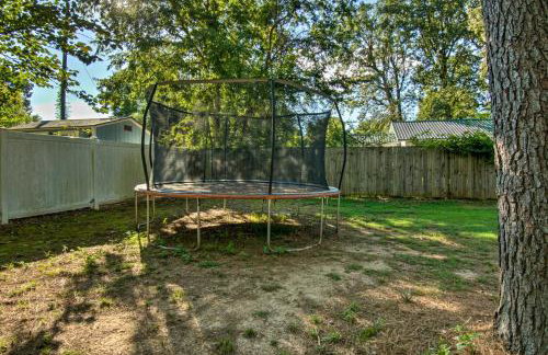 Charming Florence Getaway with Fireplace and Grill! - Foto 37