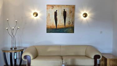 Exklusive Ferienwohnung Bad Salzschlirf - direkt am Waldrand - großer Garten kompett umzäunt - Hunde willkommen - 2 private Stellplätze - Foto 4