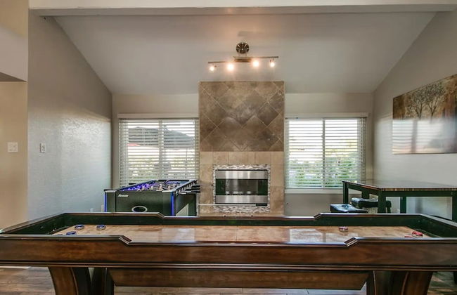 Spectacular Hilltop Home W/resort Like Backyard! - Foto 38