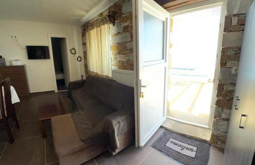 πετρινη κατοικια - Foto 4