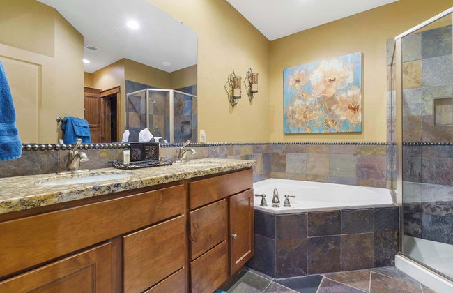 Taneycomo Retreat - Lakefront Condo - Photo 13