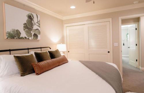 Luxury House, Walk to Downtown or Pioneer Park - Photo 35