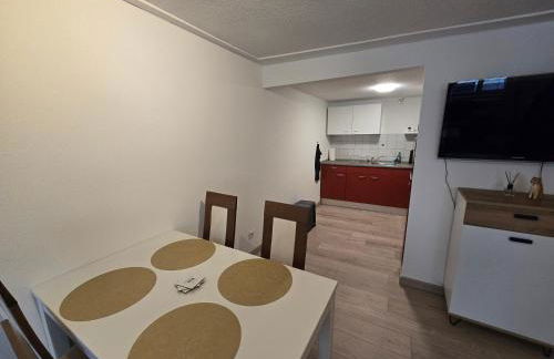 FERIENWOHNUNG 52m2 APARTMENT in ZITTAUER STADTZENTRUM INNENSTADT INNENRING TOP LAGE - WOHNEN AUF ZEIT IN ZITTAU - 2 RAUM WOHNUNG EINKAUFSSTRASSE - Foto 23