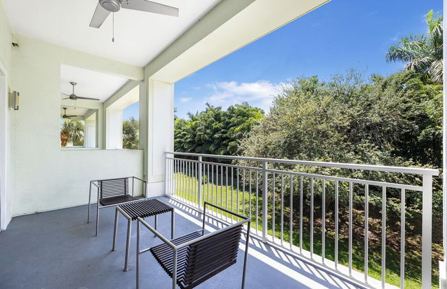 Exclusive Doral Stay W Luxury Amenities - Photo 31