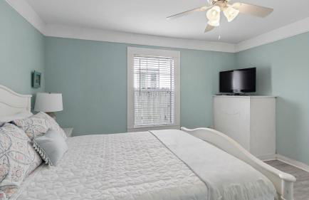 Laguna Shores by Sand Seeker Vacations - Photo 17