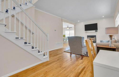 Bayview Coastal Home - Steps to Shore & Free Parking - Foto 13