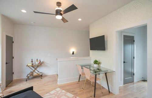 The Lemon Drop Walk to Cafes Shops & Vandy - Foto 10