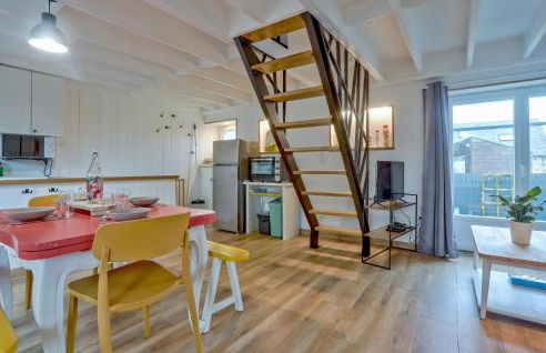 1 Bedroom Cozy Apartment In Carolles - Foto 14