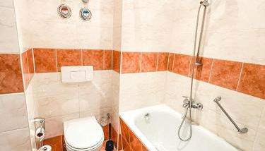 Zentrum, 2R, Balkon, WiFi, 4P, modern, ruhig - Foto 2