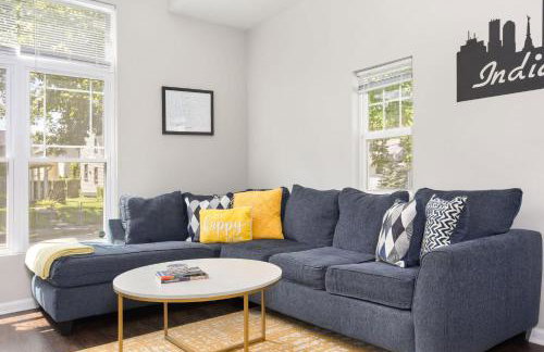 Chic 3BR Home with Fire Pit-Private Yard-Family Friendly - Foto 8