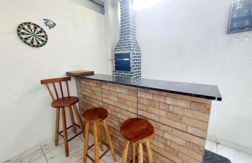 Casa Espaçosa 3 Quartos Sala Cozinha e Churrasqueira - Foto 1