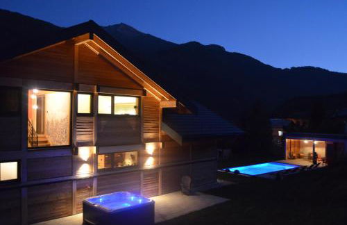 Chalet neuf, Jacuzzi, piscine privée mai-sept, pétanque, proche Paradiski - Foto 46