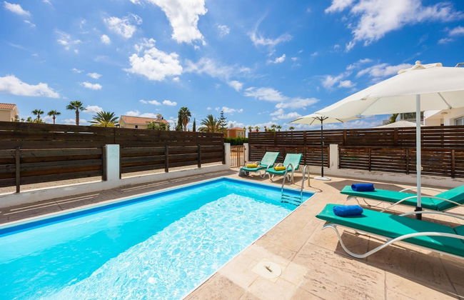 Villa Coral Bay 9 in Peyia - Photo 4