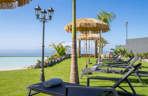 Apartamento de Lujo con Jacuzzi Privado, Piscina y Vistas al Mar - Foto 63