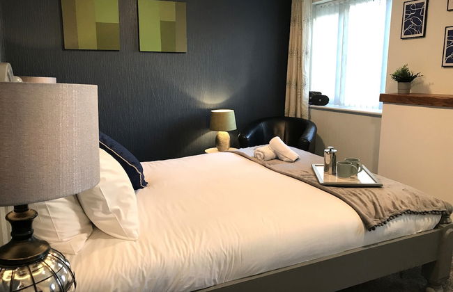 Sleeps up to 7, Parking, Office, Preston Nr M6/m65 - Foto 4