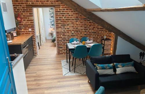 Le Grenier de la Tour d'Auvergne CV - Foto 1