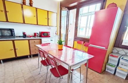 Yellow Submarine - Photo 14