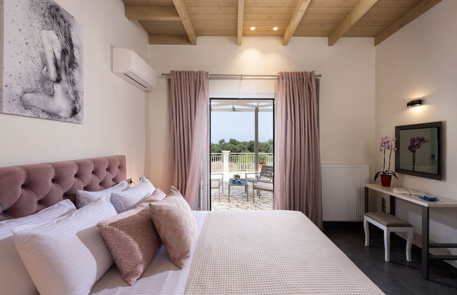 Ionian Mansion - Photo 6